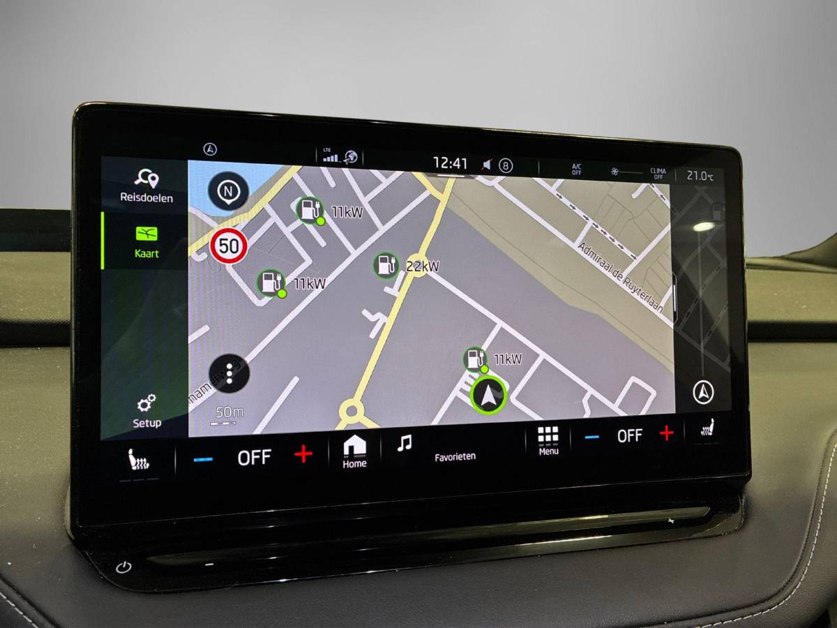 Škoda Enyaq Coupe Skoda Enyaq Coupé iV 80 Sportline 204pk · SOH 96,2% · Panoramadak · Cristal Face · 360 Camera · Elek. Bestuurdersstoel · Stoelverwarming voor+ achter · 20” Inch ·
