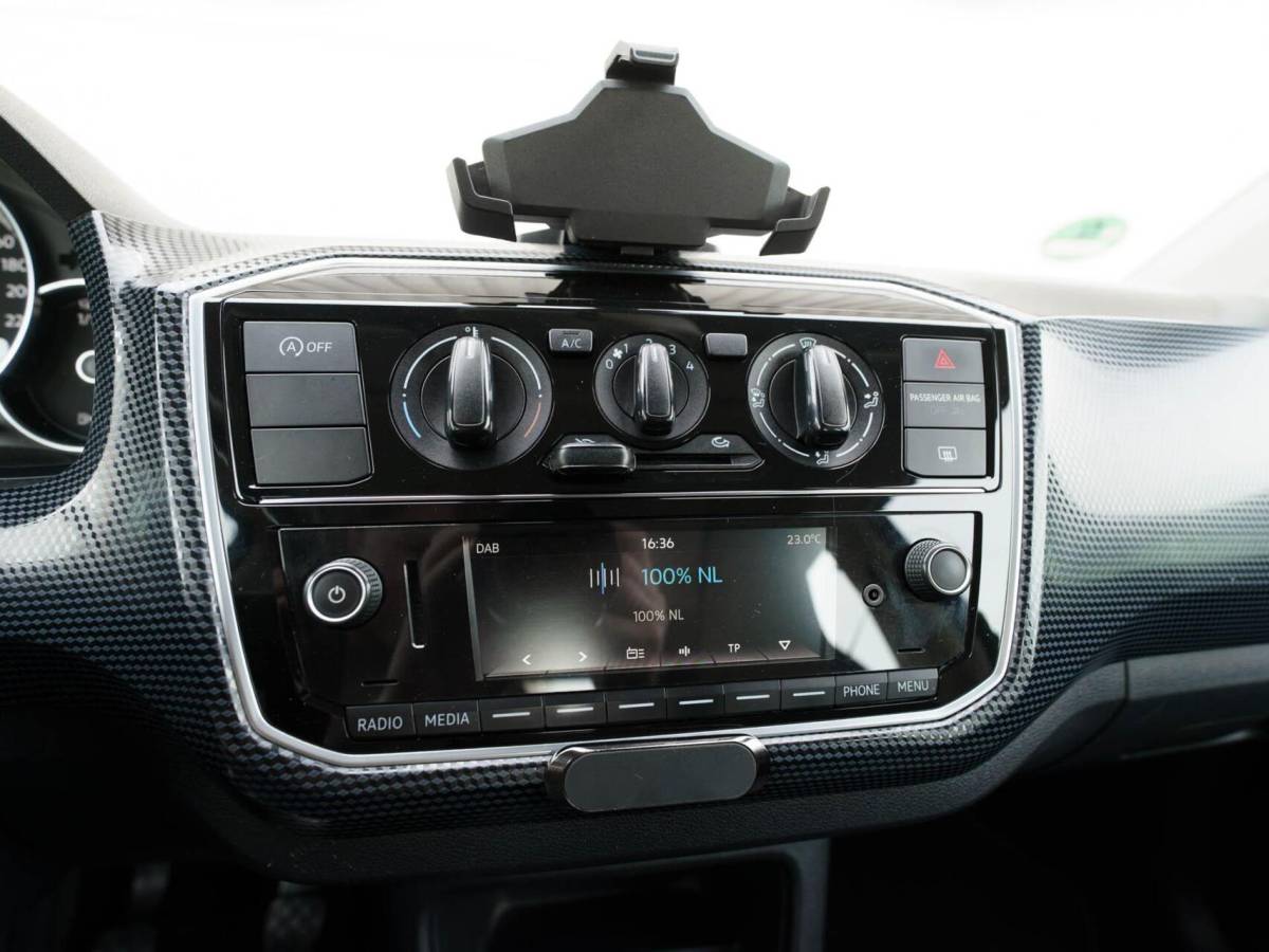 Volkswagen up! Volkswagen Up! 1.0 BMT 5drs. Move up! Airco | DAB | Elektrisch pakket