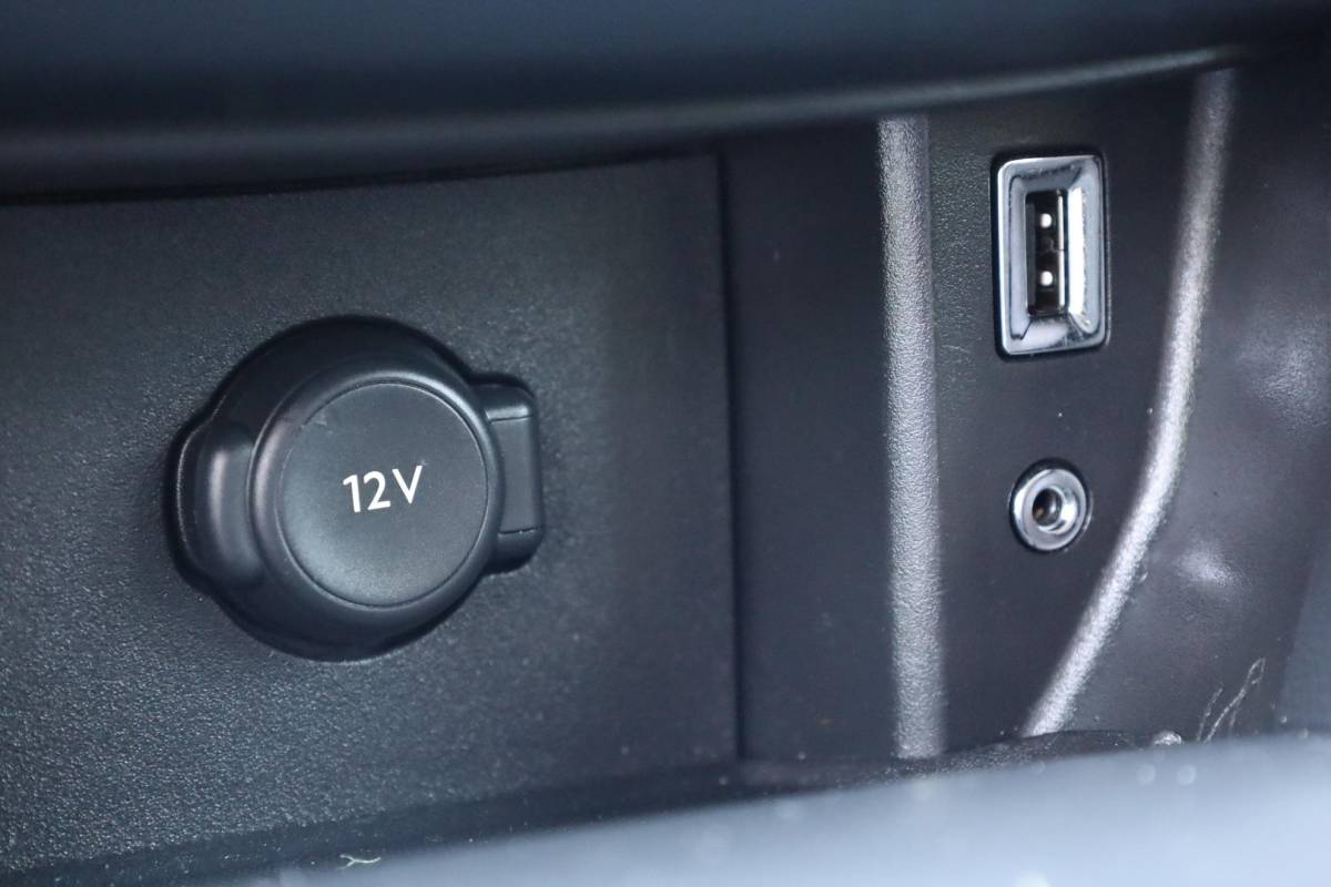 Peugeot 308 Peugeot 308 SW 1.2 PureTech Style CRUISE NAVI CLIMA BT-TELEFOONVERB. PDC LMV