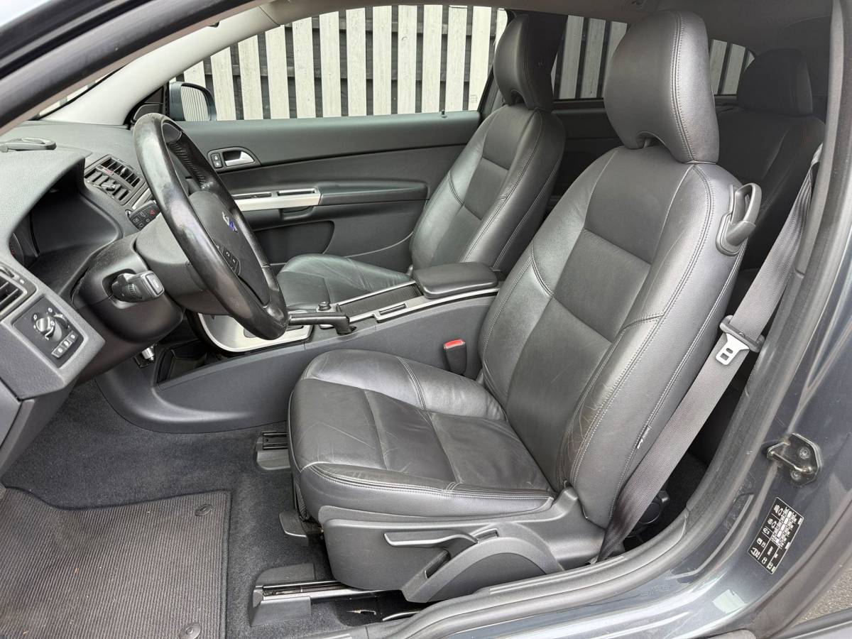 Volvo C30 Volvo C30 1.8 Sport /Leer /Dynaudio /Trekhaak