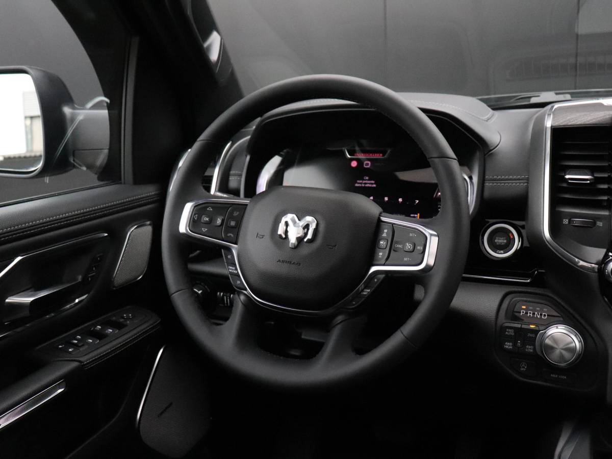 Dodge Ram 1500 Dodge Ram 1500 3.0 TT SST LARAMIE NIGHT | LEDER | MEMORY | PANO-DAK | HEAD-UP | LUCHTVERING | TREKHAAK | STOELVERK. | CAMERA | NAVI | CRUISE | H&K |