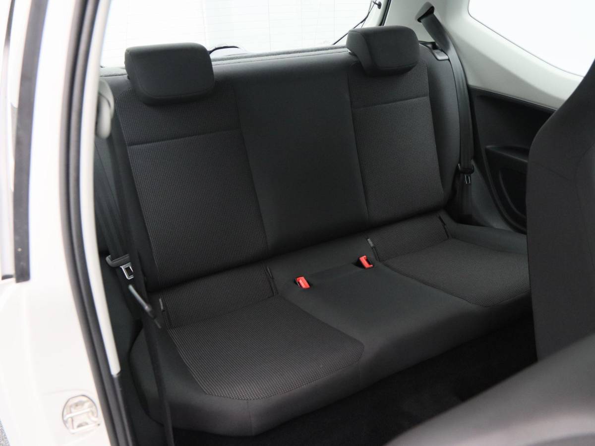 Volkswagen up! Volkswagen Up! 1.0 take up! BlueMotion | Airco | Radio CD Speler | 113.518 Km !!