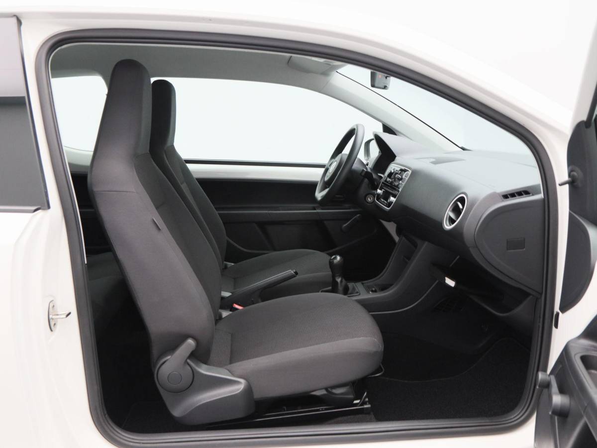 Volkswagen up! Volkswagen Up! 1.0 take up! BlueMotion | Airco | Radio CD Speler | 113.518 Km !!