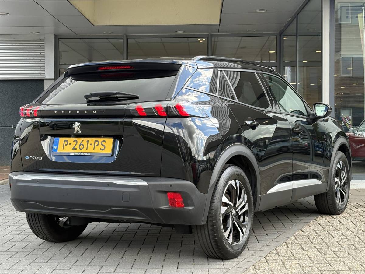 Peugeot e-2008 Peugeot e-2008 EV Allure Pack 50 kWh | 93,9% SOH | Navi | Achteruitrijcamera | Cruise Control | Climate Control |