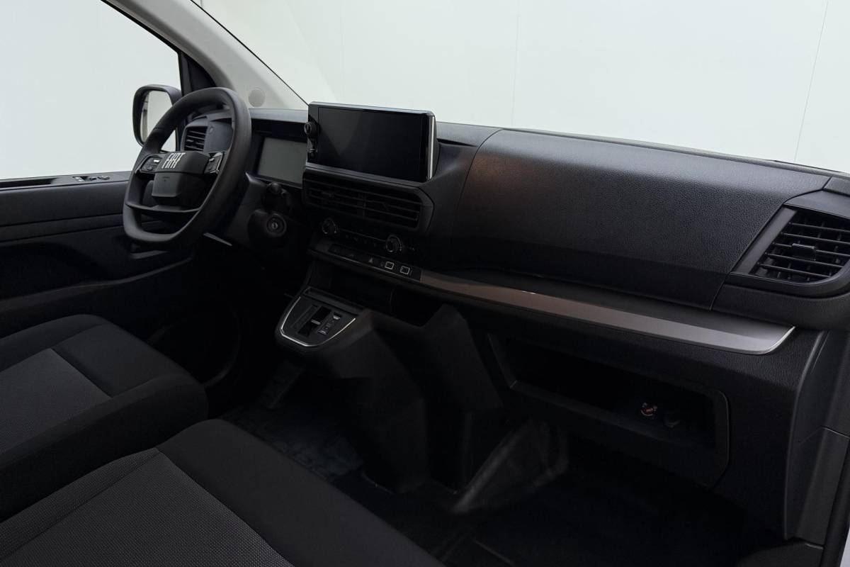 Fiat Scudo Fiat Scudo 2.0 Diesel S&S L3 | 180PK | AUTOMAAT | 3-Zits | Parkeercamera Achter | Navigatie | Airco | Cruise Control | Multifunctioneel Stuurwiel |