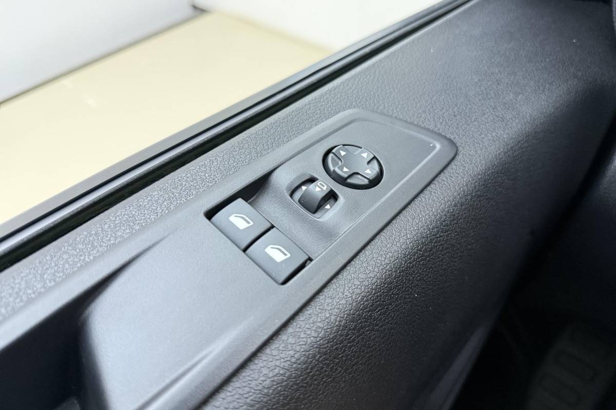 Fiat Scudo Fiat Scudo 2.0 Diesel S&S L3 | 180PK | AUTOMAAT | 3-Zits | Parkeercamera Achter | Navigatie | Airco | Cruise Control | Multifunctioneel Stuurwiel |