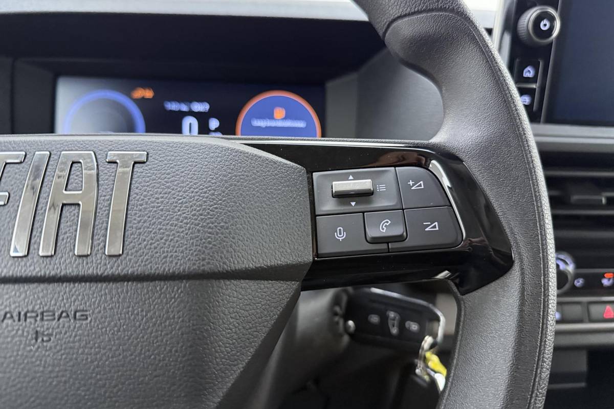 Fiat Scudo Fiat Scudo 2.0 Diesel S&S L3 | 180PK | AUTOMAAT | 3-Zits | Parkeercamera Achter | Navigatie | Airco | Cruise Control | Multifunctioneel Stuurwiel |