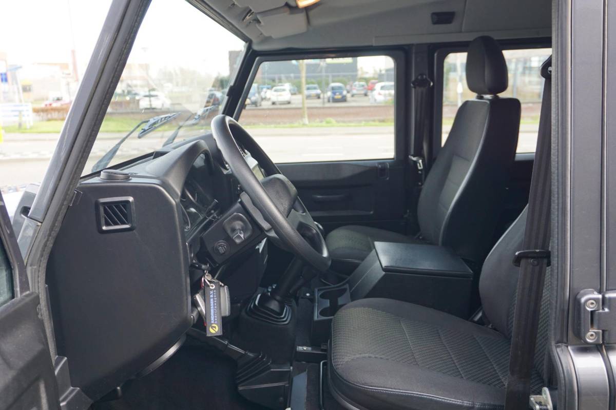 Land Rover Defender Land Rover Defender 2.2 D 130″ S Crew Cab