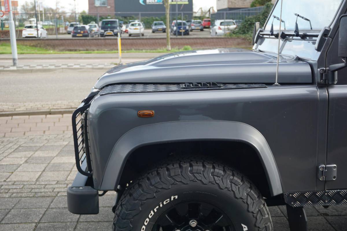 Land Rover Defender Land Rover Defender 2.2 D 130″ S Crew Cab