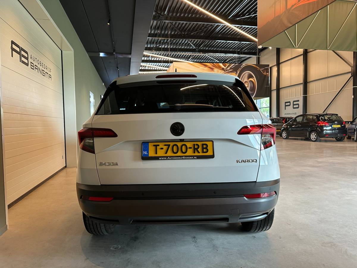 Škoda Karoq Skoda Karoq 1.0 TSI AUTOMAAT STYLE BUSINESS-uit|NAVIGATIE|CLIMA AIRCO|CRUISECONTROL|APPLE CARPLAY+ANDROID|LM-VELG|STOELVERWARMING
