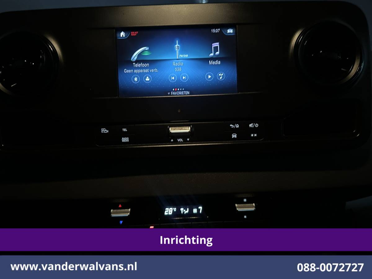 Mercedes-Benz Sprinter Mercedes-Benz Sprinter 316 CDI 164pk 3500kg trekhaak L2H2 Inrichting Euro6 Airco | Camera | Apple Carplay Android Auto, Cruisecontrol, Parkeersensoren