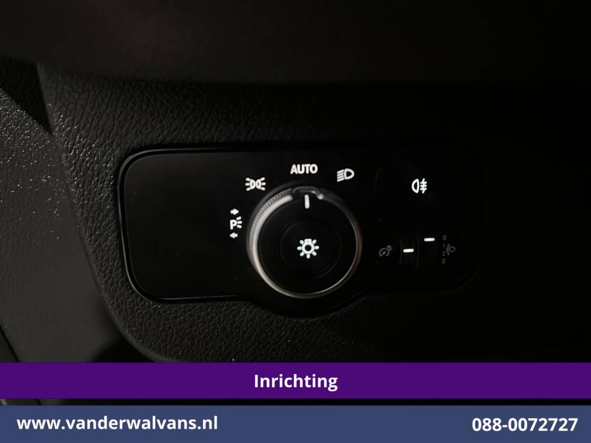 Mercedes-Benz Sprinter Mercedes-Benz Sprinter 316 CDI 164pk 3500kg trekhaak L2H2 Inrichting Euro6 Airco | Camera | Apple Carplay Android Auto, Cruisecontrol, Parkeersensoren