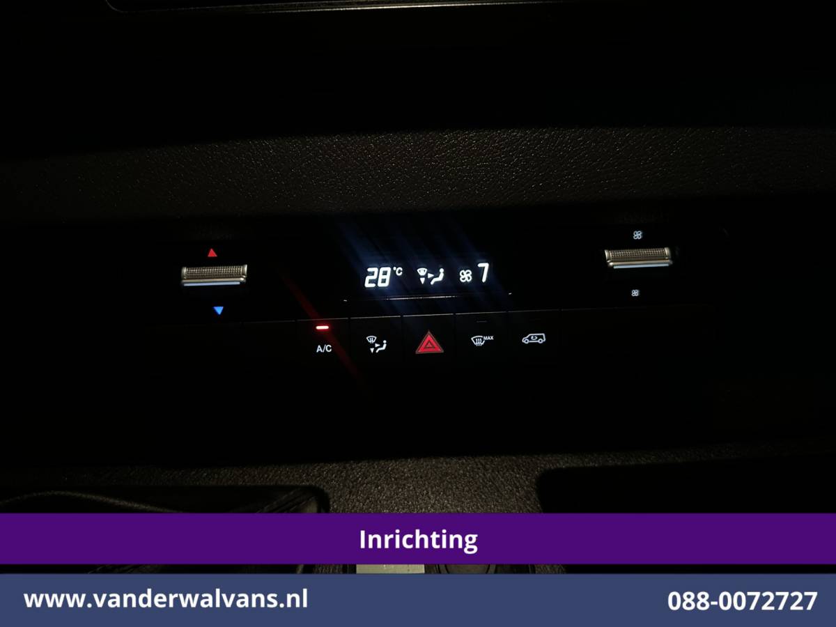 Mercedes-Benz Sprinter Mercedes-Benz Sprinter 316 CDI 164pk 3500kg trekhaak L2H2 Inrichting Euro6 Airco | Camera | Apple Carplay Android Auto, Cruisecontrol, Parkeersensoren