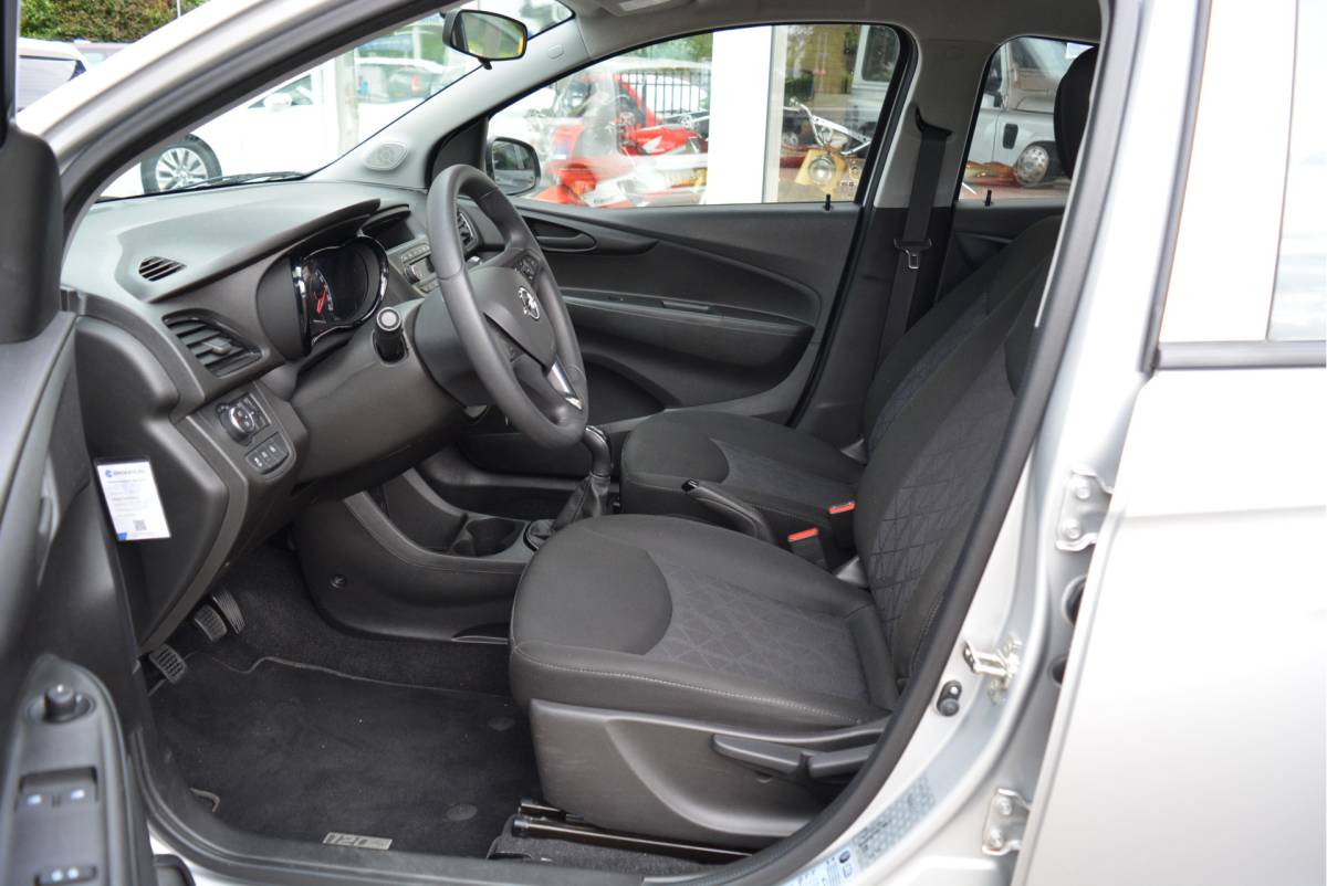 Opel KARL Opel KARL 1.0 74PK ecoFLEX 120 Jaar Edition + | Cruise | PDC | NAP | Dealer |