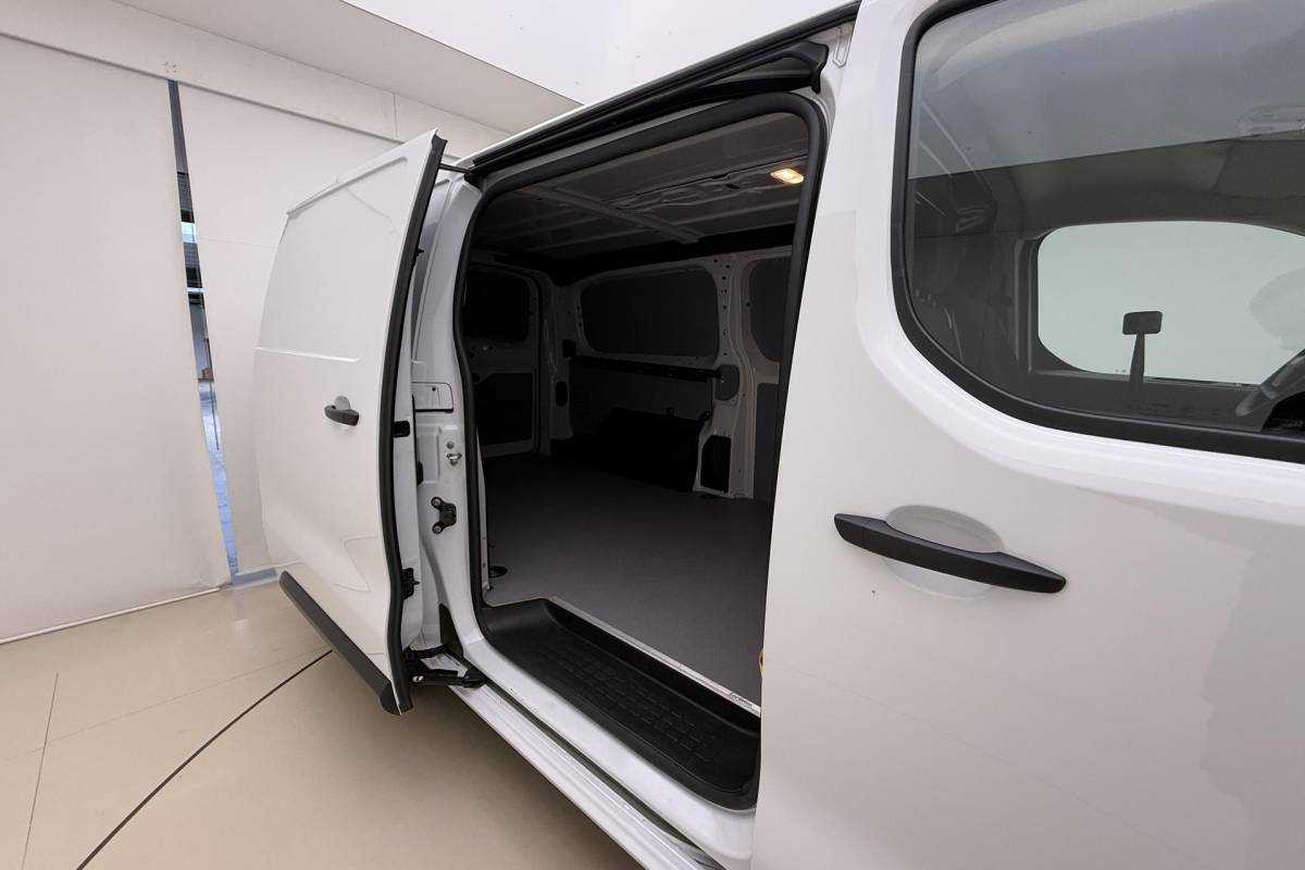 Fiat Scudo Fiat Scudo 2.0 Diesel 180 S&S L3 Automaat | Navigatie | Camera | Cruise Control | Airco | Betimmering | Laadruimtebetimmering | Financial Lease mogelijk