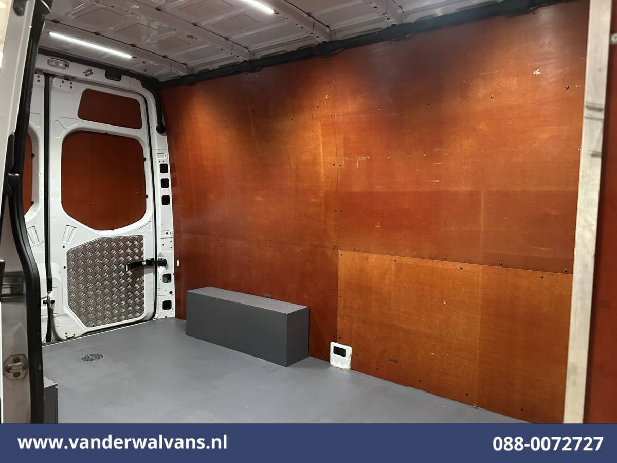 Mercedes-Benz Sprinter Mercedes-Benz Sprinter 316 CDI 164pk 3500kg Trekhaak L2H2 Euro6 Airco | Camera | Apple Carplay Android Auto, Cruisecontrol, Parkeersensoren