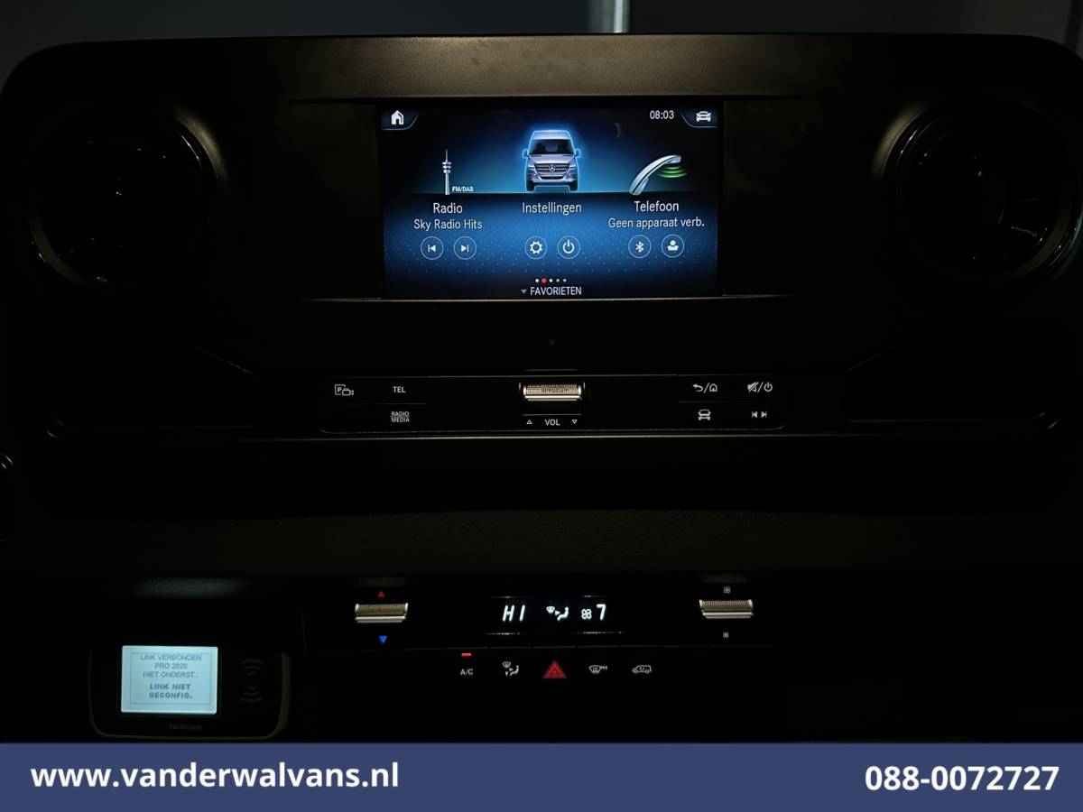 Mercedes-Benz Sprinter Mercedes-Benz Sprinter 316 CDI 164pk 3500kg Trekhaak L2H2 Euro6 Airco | Camera | Apple Carplay Android Auto, Cruisecontrol, Parkeersensoren