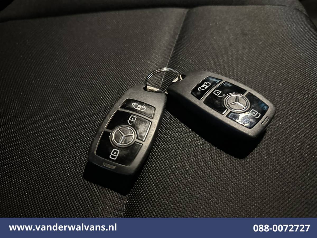 Mercedes-Benz Sprinter Mercedes-Benz Sprinter 316 CDI 164pk 3500kg Trekhaak L2H2 Euro6 Airco | Camera | Apple Carplay Android Auto, Cruisecontrol, Parkeersensoren