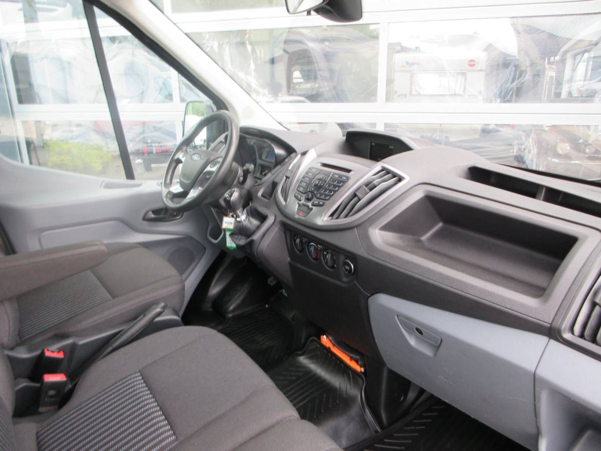 Ford Transit Ford Transit 350 2.0 TDCI, Euro6, L4, Airco, Open Laadbak, Pick up, 2800kg ahw