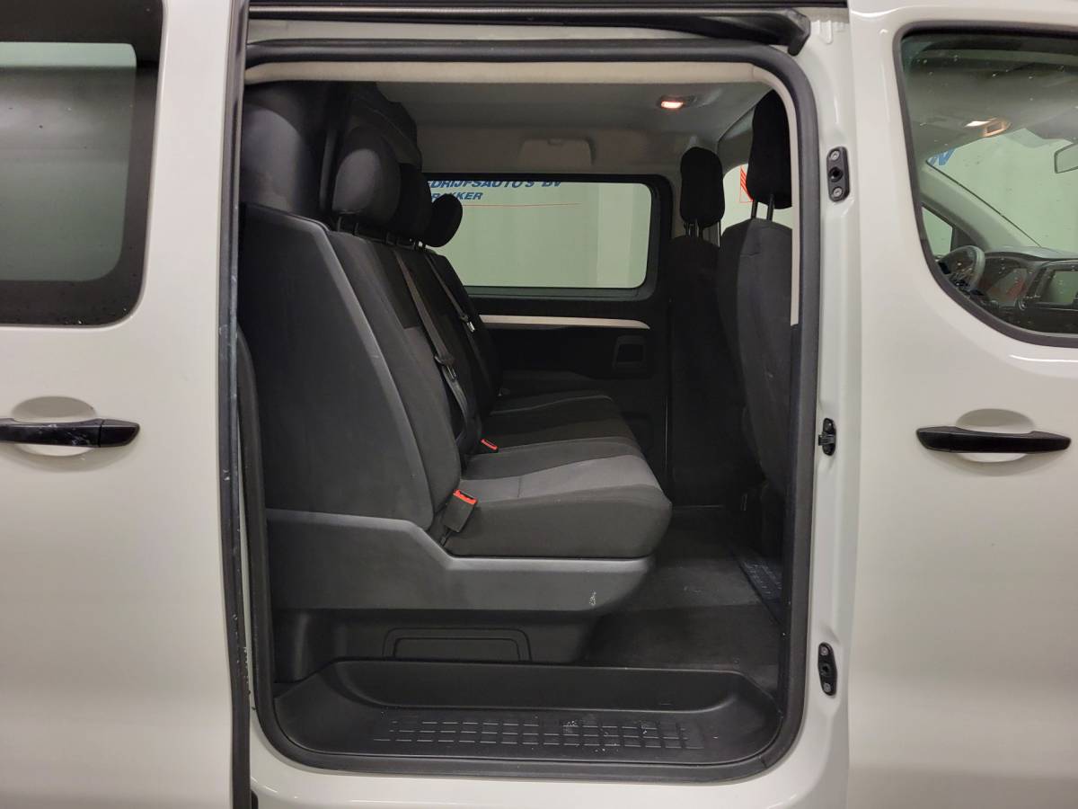 Opel Vivaro Opel Vivaro 2.0CDTI L3/H1 Dubbele Cabine Euro 6!