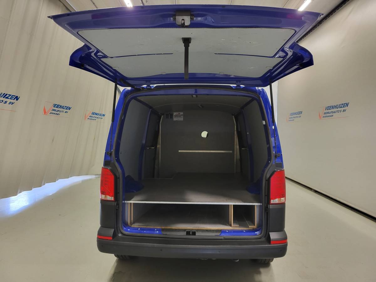 Volkswagen Transporter Volkswagen Transporter 2.0TDI L2/H1 Automaat 2X Schuifdeur Euro 6!