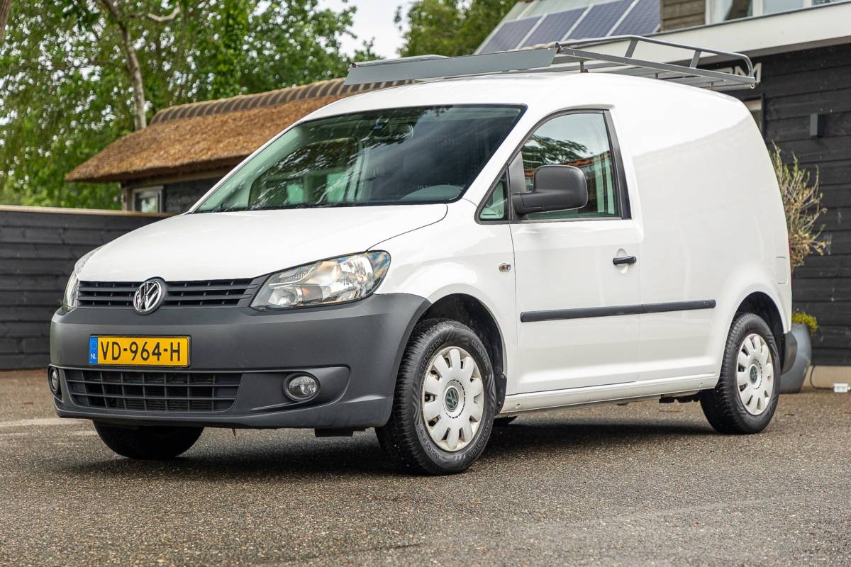 Volkswagen Caddy Volkswagen Caddy 1.6 TDI Trekhaak I Imperiaal I Airco I Cruise I Elektrisch bedienbare ramen I Kasten I NL Auto I NAP