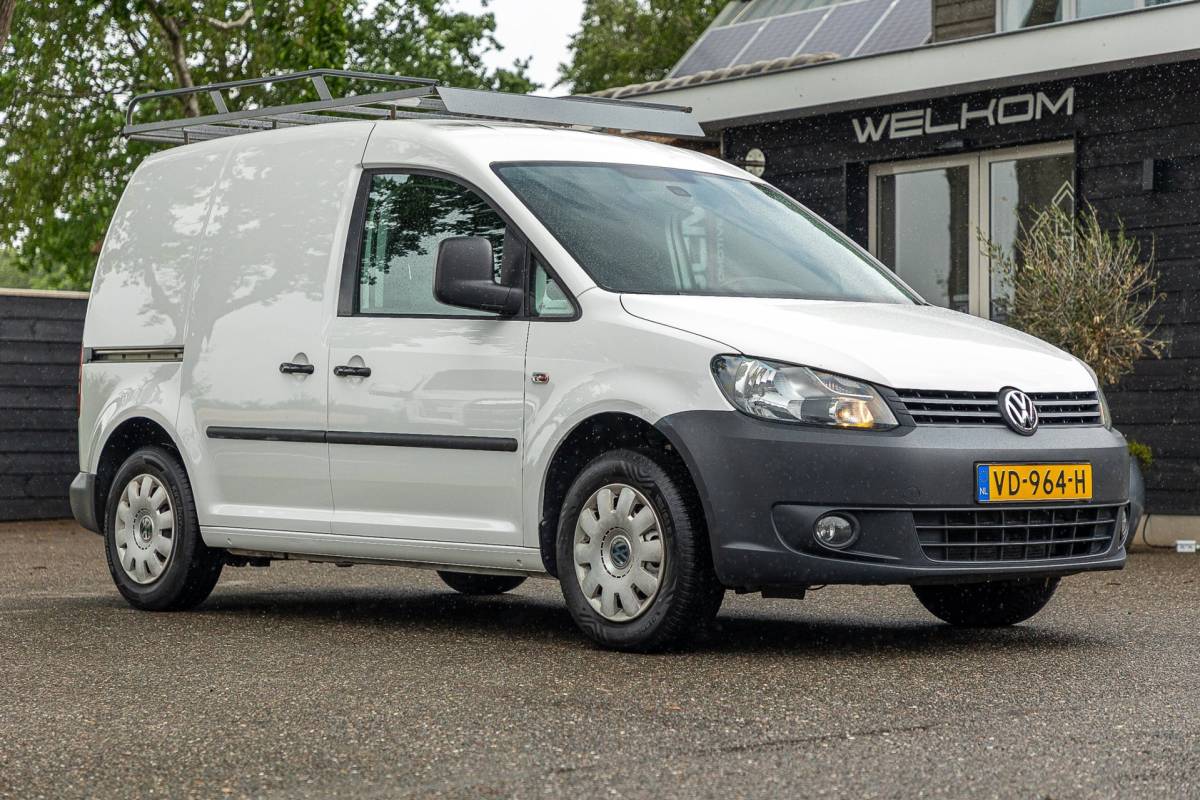 Volkswagen Caddy Volkswagen Caddy 1.6 TDI Trekhaak I Imperiaal I Airco I Cruise I Elektrisch bedienbare ramen I Kasten I NL Auto I NAP