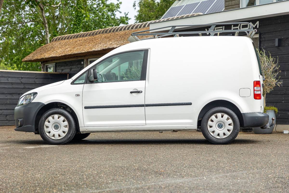 Volkswagen Caddy Volkswagen Caddy 1.6 TDI Trekhaak I Imperiaal I Airco I Cruise I Elektrisch bedienbare ramen I Kasten I NL Auto I NAP