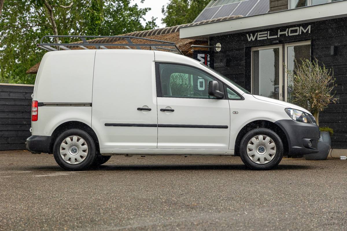 Volkswagen Caddy Volkswagen Caddy 1.6 TDI Trekhaak I Imperiaal I Airco I Cruise I Elektrisch bedienbare ramen I Kasten I NL Auto I NAP