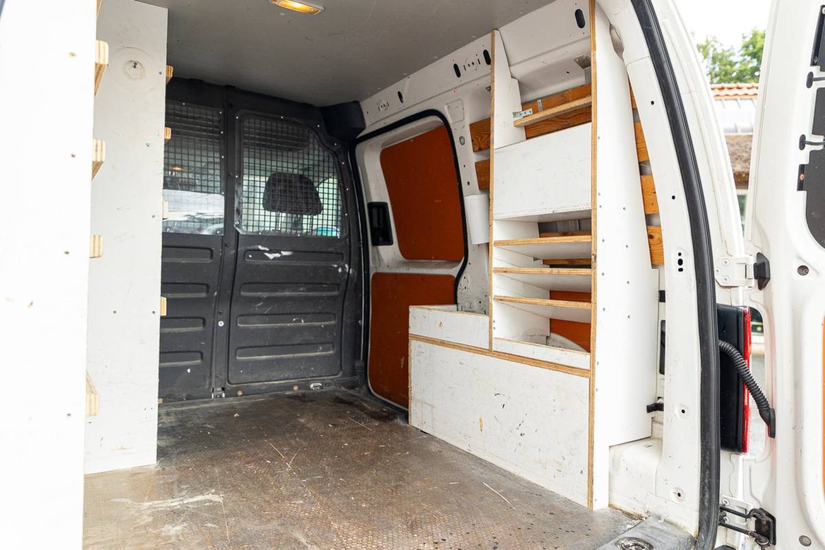 Volkswagen Caddy Volkswagen Caddy 1.6 TDI Trekhaak I Imperiaal I Airco I Cruise I Elektrisch bedienbare ramen I Kasten I NL Auto I NAP