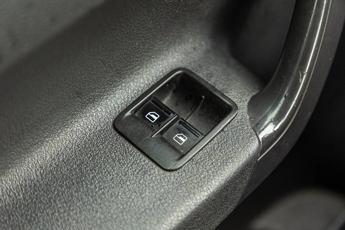 Volkswagen Caddy Volkswagen Caddy 1.6 TDI Trekhaak I Imperiaal I Airco I Cruise I Elektrisch bedienbare ramen I Kasten I NL Auto I NAP