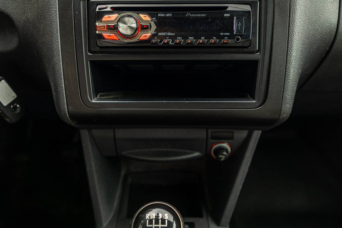 Volkswagen Caddy Volkswagen Caddy 1.6 TDI Trekhaak I Imperiaal I Airco I Cruise I Elektrisch bedienbare ramen I Kasten I NL Auto I NAP