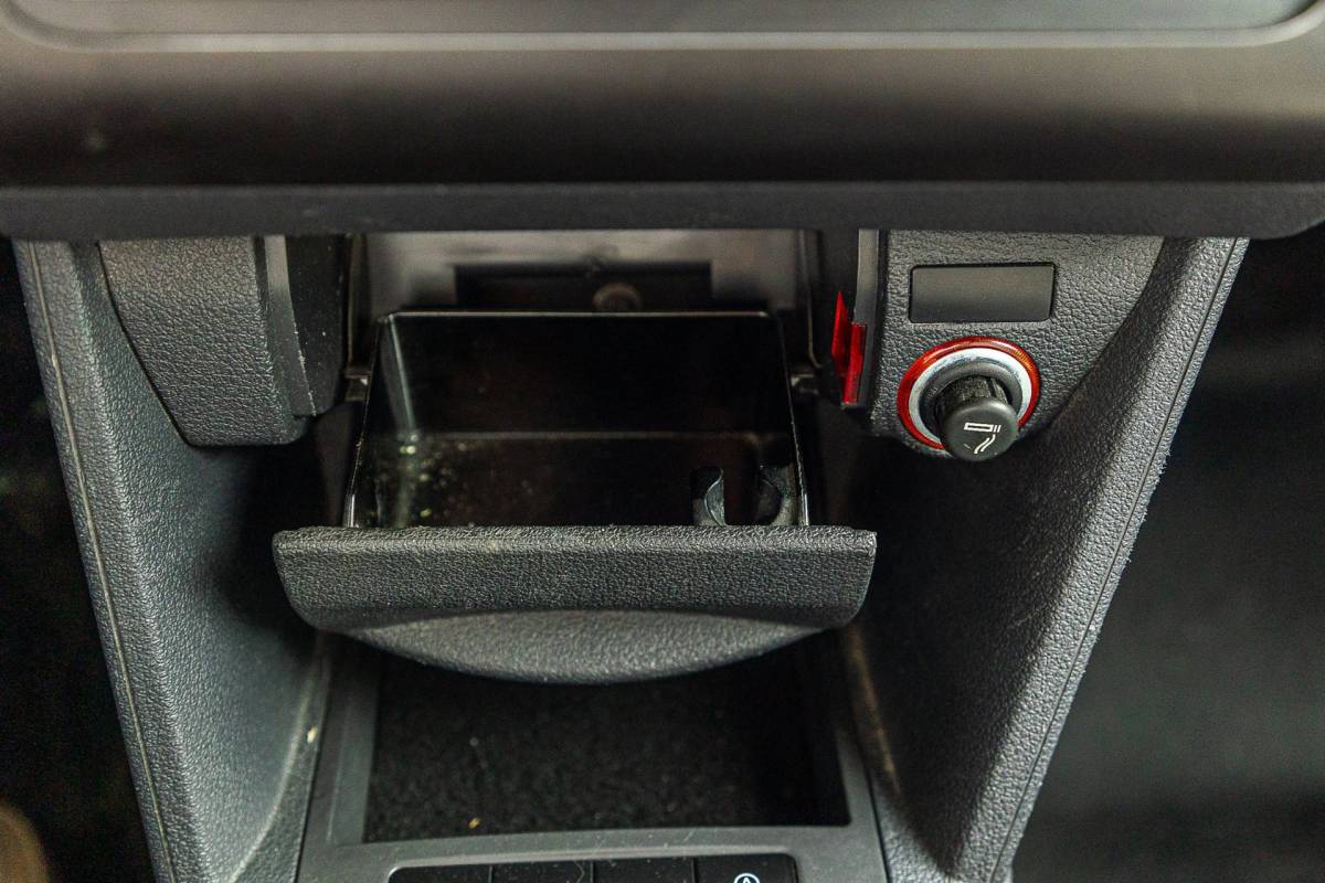 Volkswagen Caddy Volkswagen Caddy 1.6 TDI Trekhaak I Imperiaal I Airco I Cruise I Elektrisch bedienbare ramen I Kasten I NL Auto I NAP