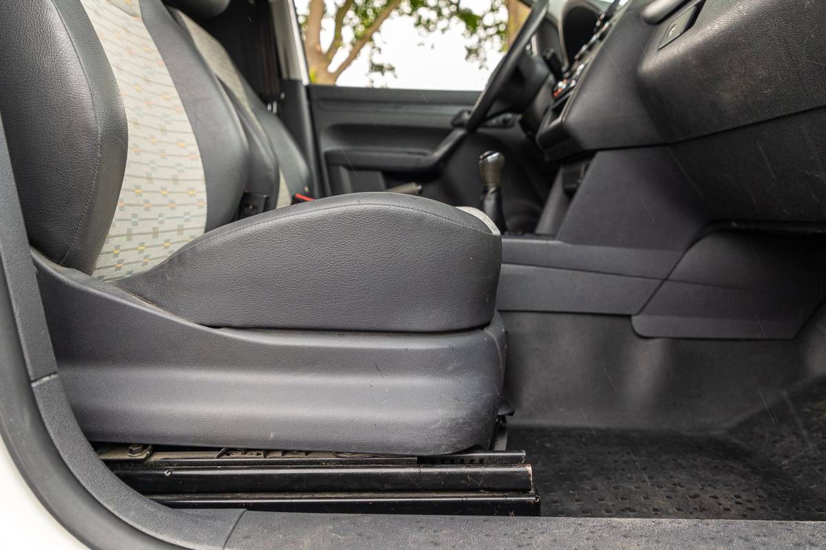 Volkswagen Caddy Volkswagen Caddy 1.6 TDI Trekhaak I Imperiaal I Airco I Cruise I Elektrisch bedienbare ramen I Kasten I NL Auto I NAP