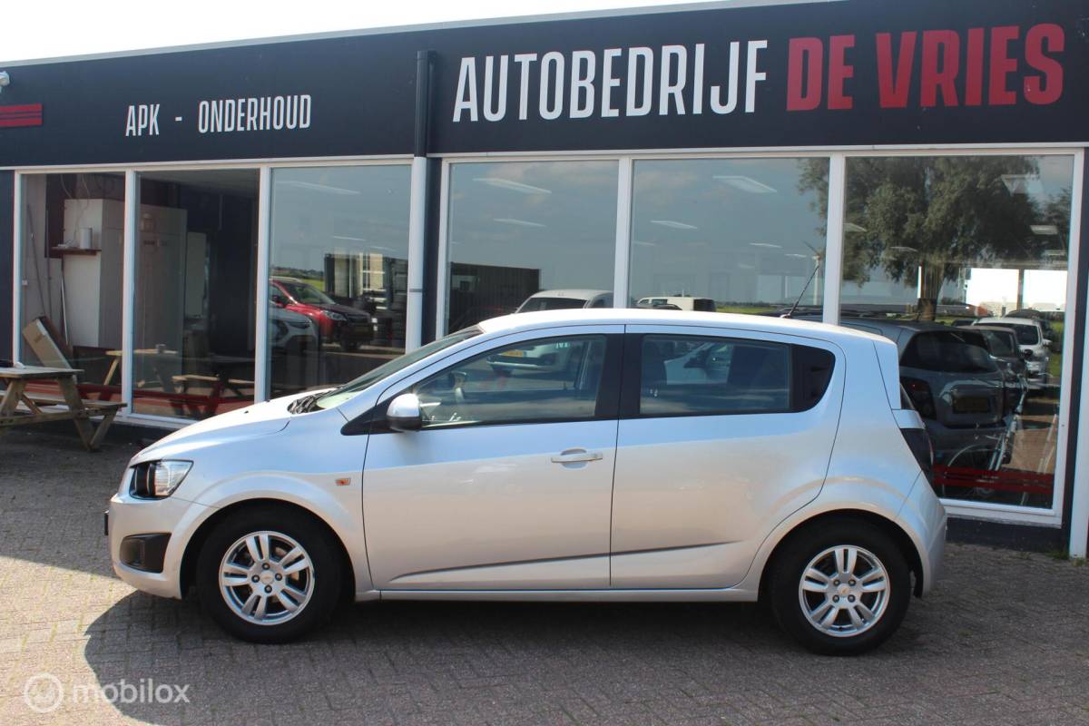 Chevrolet Aveo Chevrolet Aveo 1.4 LT Airco/Cruise/Trekhaak/LM-Velgen/NAP/CPV