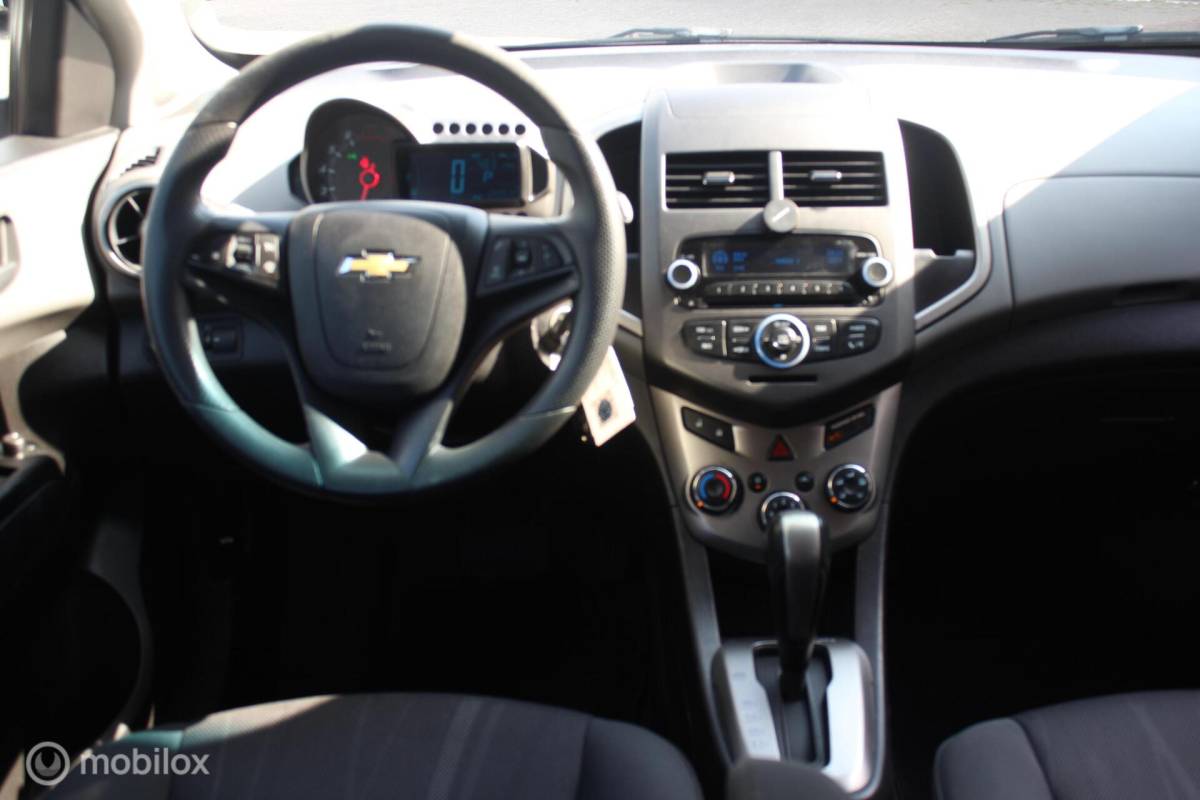 Chevrolet Aveo Chevrolet Aveo 1.4 LT Airco/Cruise/Trekhaak/LM-Velgen/NAP/CPV