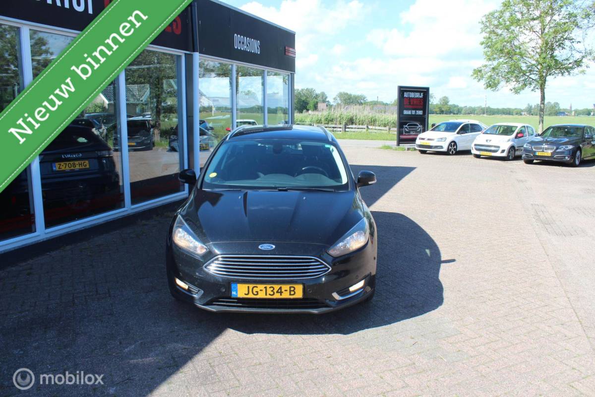 Ford Focus Ford Focus Wagon 1.5 TDCI Titanium Clima/Cruise/Navi/Trekhaak