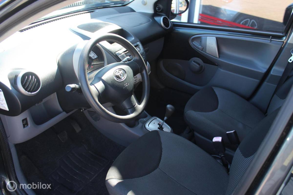 Toyota Aygo Toyota Aygo 1.0-12V Aspiration Green Airco/5deurs/NAP/Elektr-Pakket