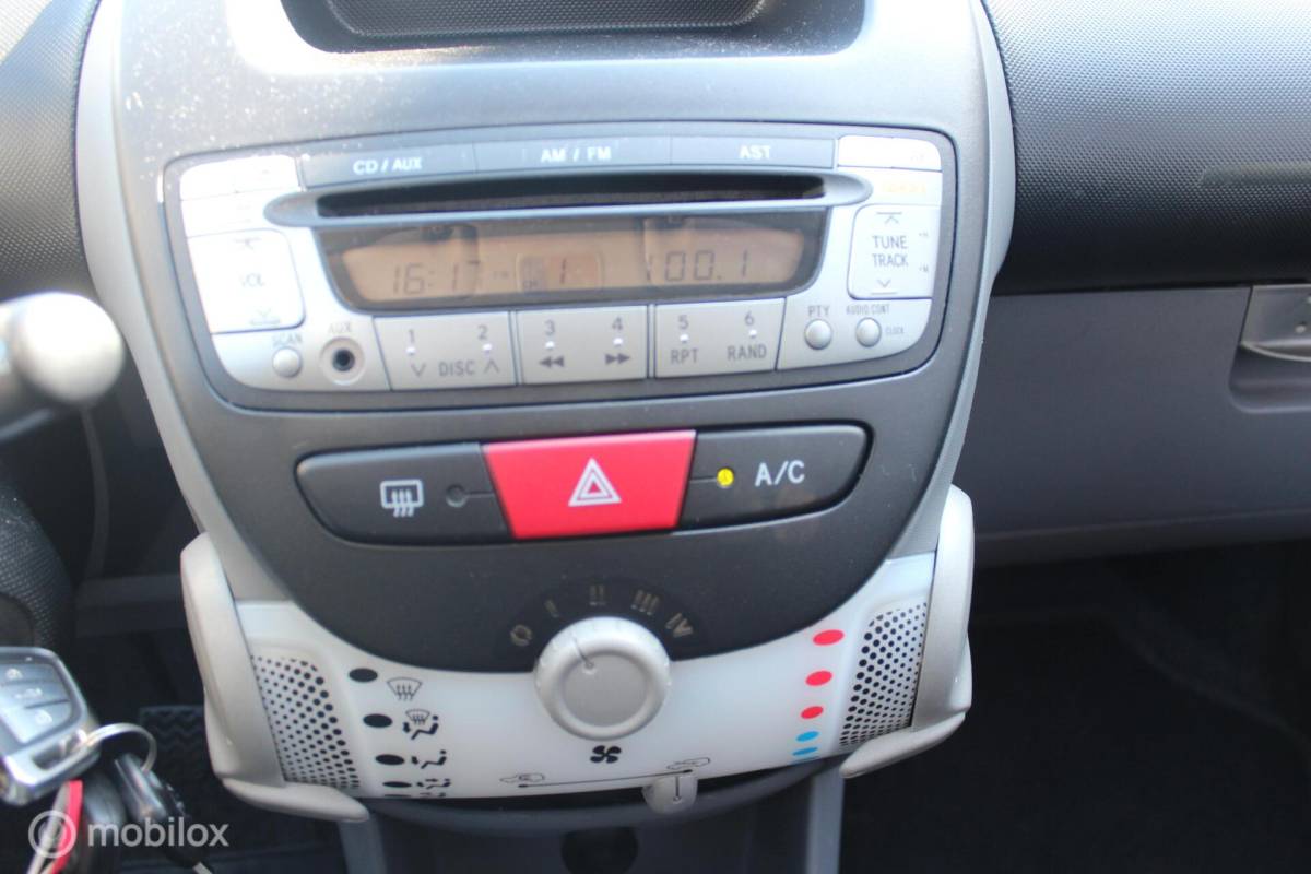 Toyota Aygo Toyota Aygo 1.0-12V Aspiration Green Airco/5deurs/NAP/Elektr-Pakket