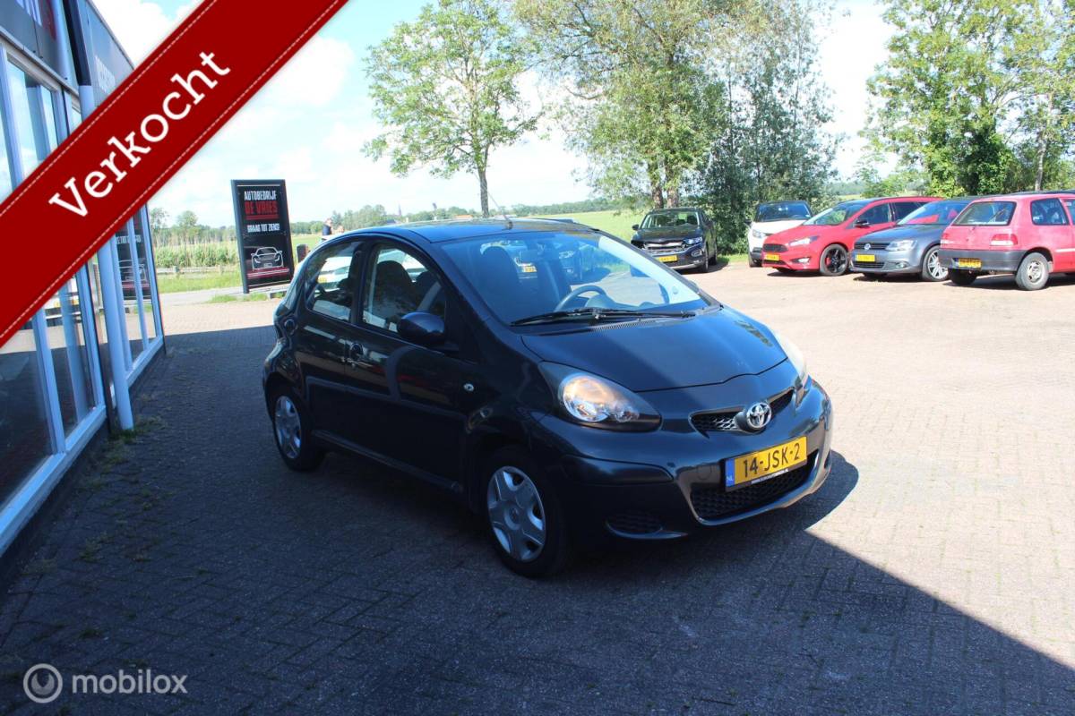 Toyota Aygo Toyota Aygo 1.0-12V Aspiration Green Airco/5deurs/NAP/Elektr-Pakket