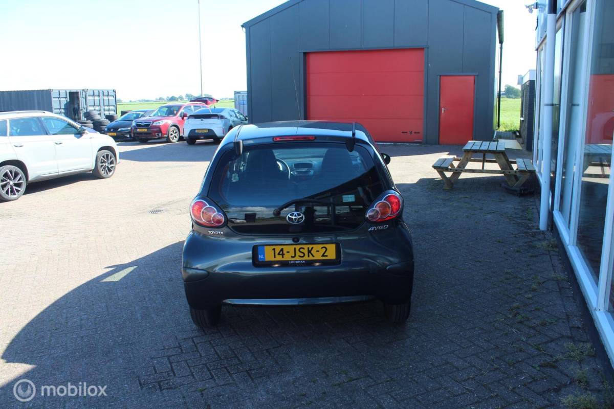 Toyota Aygo Toyota Aygo 1.0-12V Aspiration Green Airco/5deurs/NAP/Elektr-Pakket