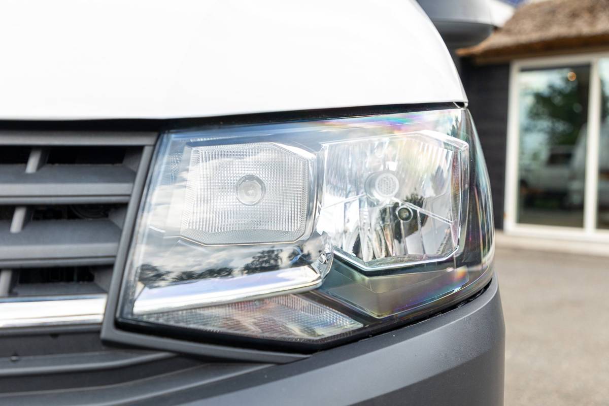 Volkswagen Transporter Volkswagen Transporter 2.0 TDI L2H1 Comfortline Volledig ingericht I NAP I Camera I