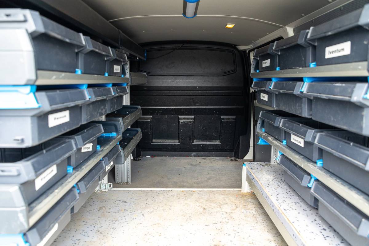 Volkswagen Transporter Volkswagen Transporter 2.0 TDI L2H1 Comfortline Volledig ingericht I NAP I Camera I