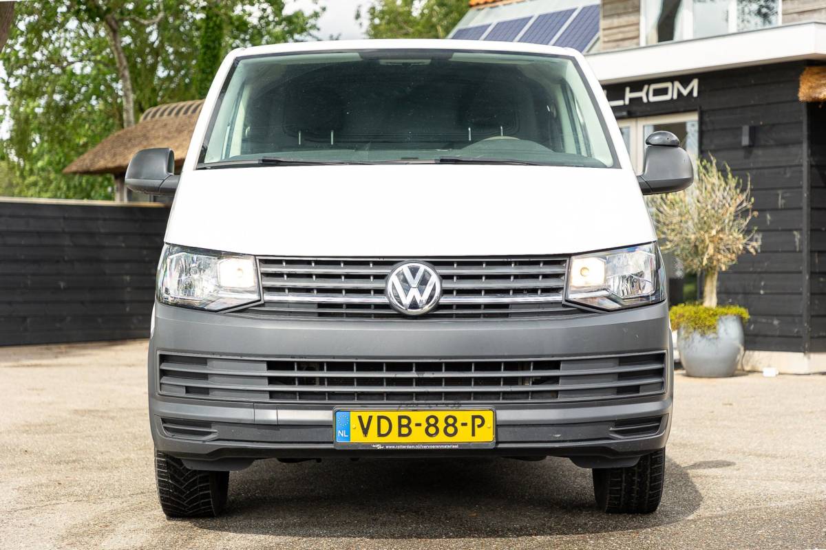 Volkswagen Transporter Volkswagen Transporter 2.0 TDI L2H1 Comfortline Volledig ingericht I NAP I Camera I