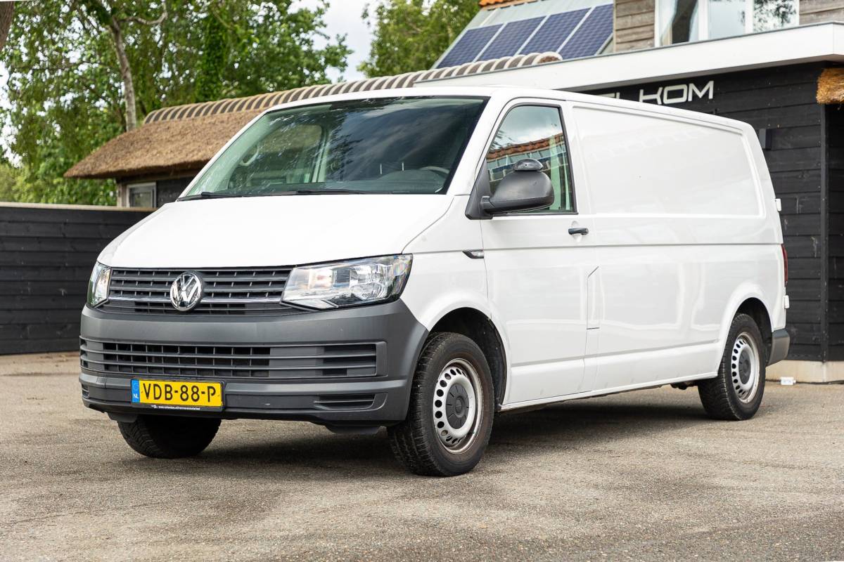 Volkswagen Transporter Volkswagen Transporter 2.0 TDI L2H1 Comfortline Volledig ingericht I NAP I Camera I