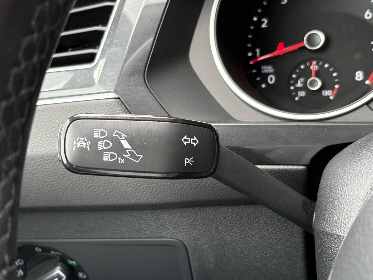 Volkswagen Tiguan Volkswagen Tiguan 1.4 TSI Comfortline 125pk | Wegklapbare Trekhaak | Adaptive Cruise | Navi | Carplay |