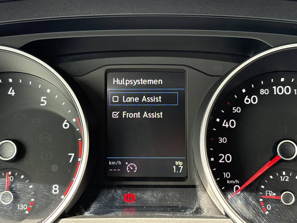 Volkswagen Tiguan Volkswagen Tiguan 1.4 TSI Comfortline 125pk | Wegklapbare Trekhaak | Adaptive Cruise | Navi | Carplay |