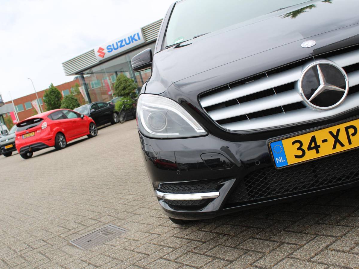 Mercedes-Benz B-Klasse Mercedes-Benz B-klasse 200 Ambition Automaat | Cruise | Clima | Lm-Velgen | Trekhaak