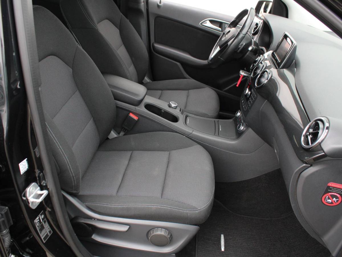 Mercedes-Benz B-Klasse Mercedes-Benz B-klasse 200 Ambition Automaat | Cruise | Clima | Lm-Velgen | Trekhaak