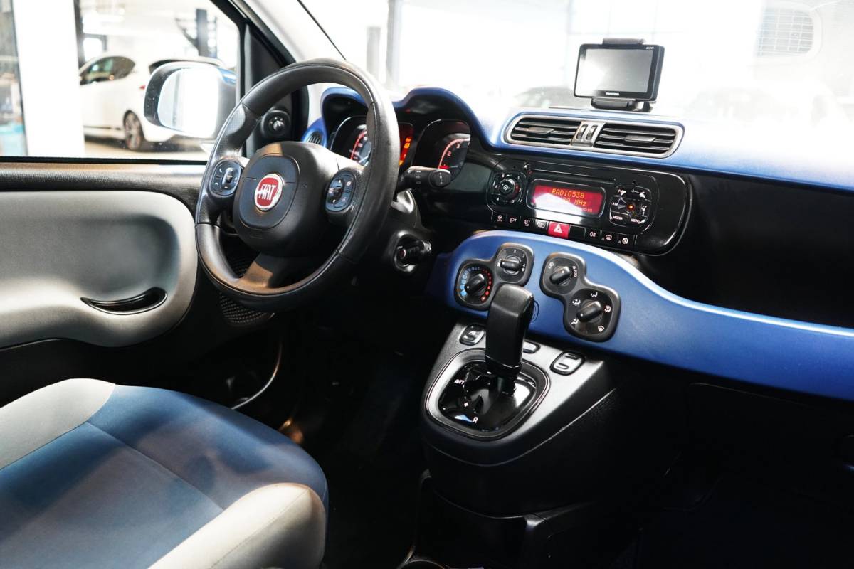 Fiat Panda Fiat Panda 0.9 TwinAir Lounge | AUTOMAAT | AIRCO | PDC | ELEK.RAMEN | NAP | APK.